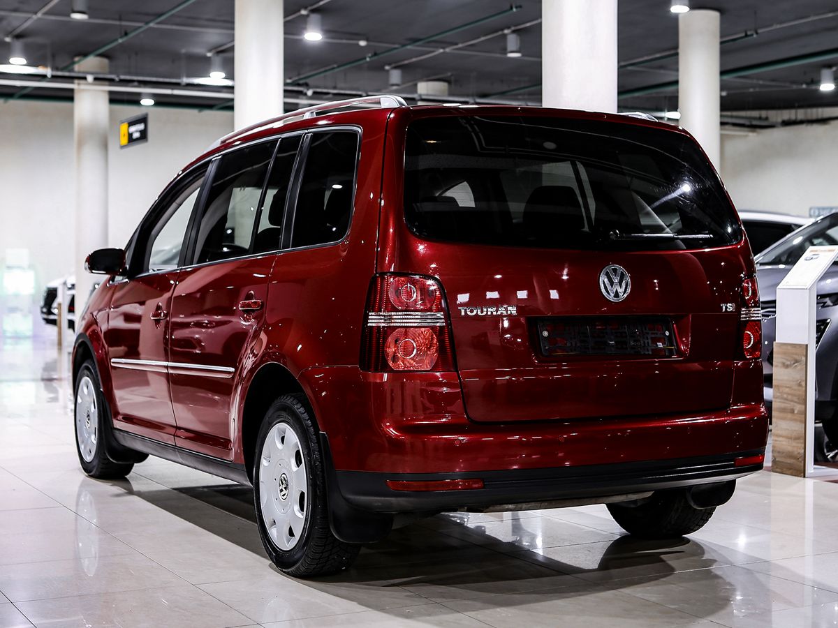 Купить Touran с пробегом